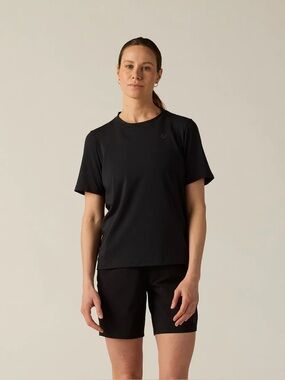 NWT Velocio Women’s Recon Tee